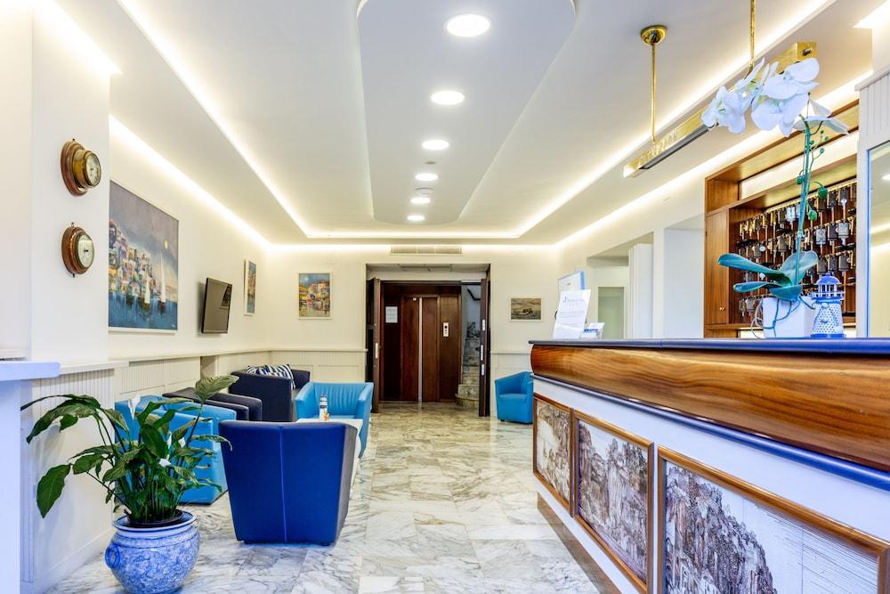 Hotel Il Faro Sorrento Exterior photo